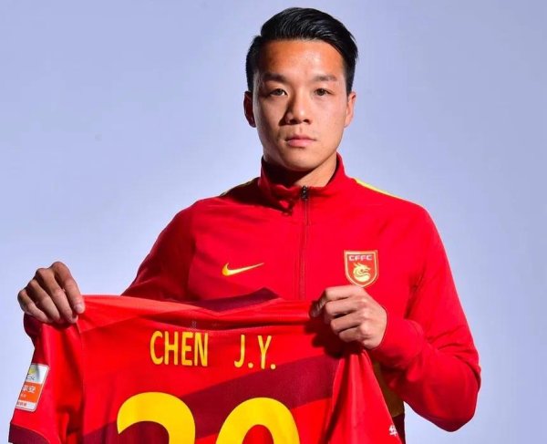 归化球员陈佳裕：在葡萄牙大师叫我中国东说念主，在中国大师却以为我是异邦东说念主