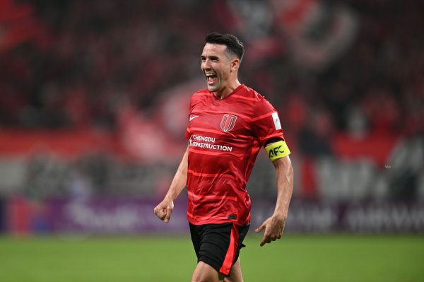 主打放荡！蓉城1-0江原全场数据：蓉城控球率4成 1脚射正即破门！